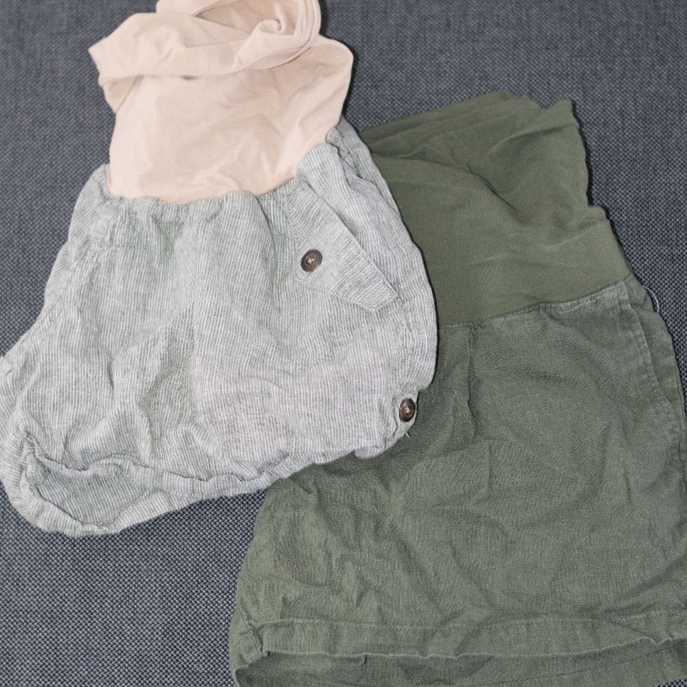 Maternity shorts